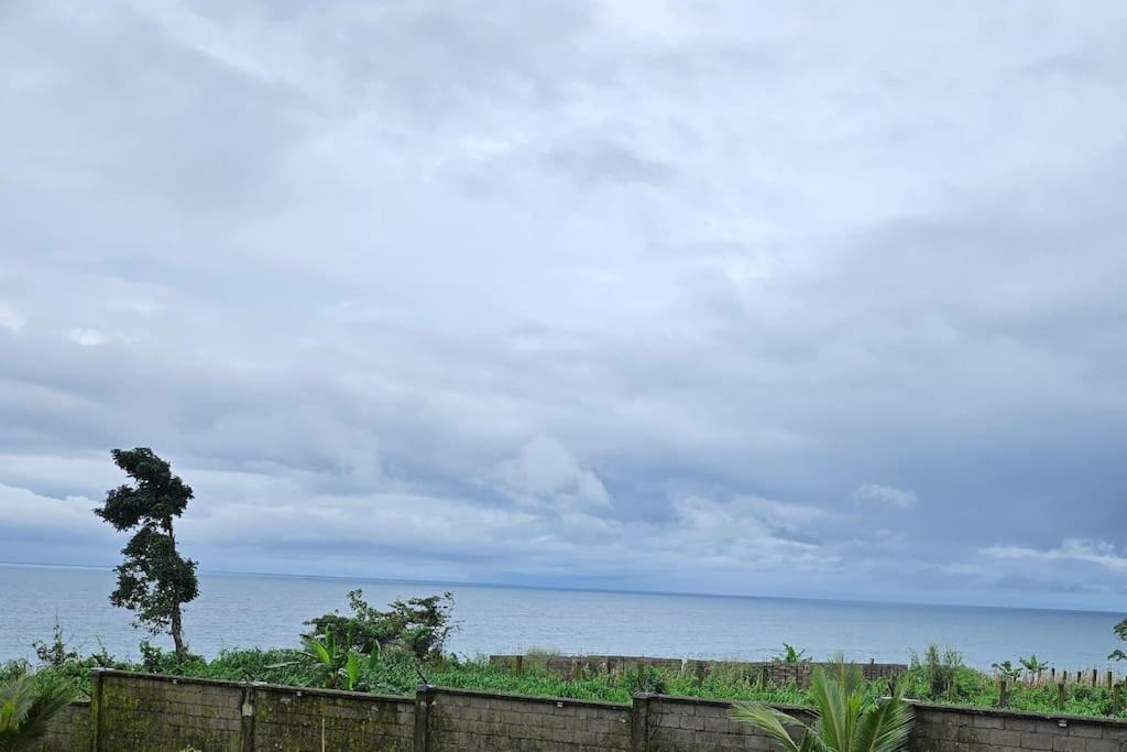 Holiday Residence At Sea Side In Limbe Exterior photo