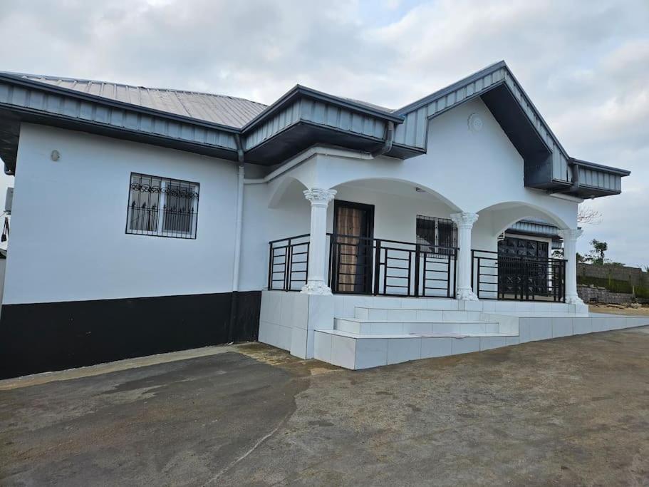 Holiday Residence At Sea Side In Limbe Exterior photo
