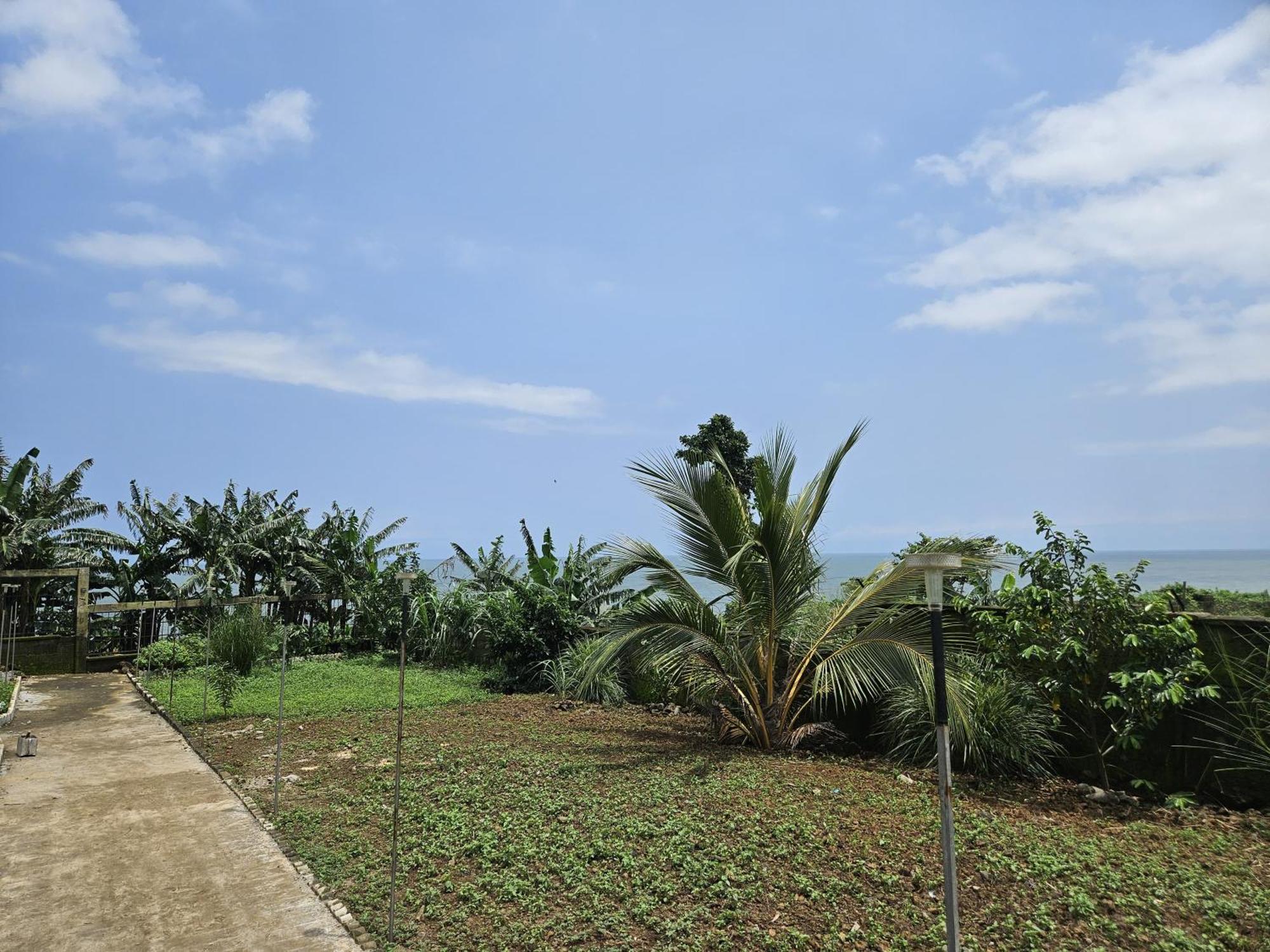 Holiday Residence At Sea Side In Limbe Exterior photo
